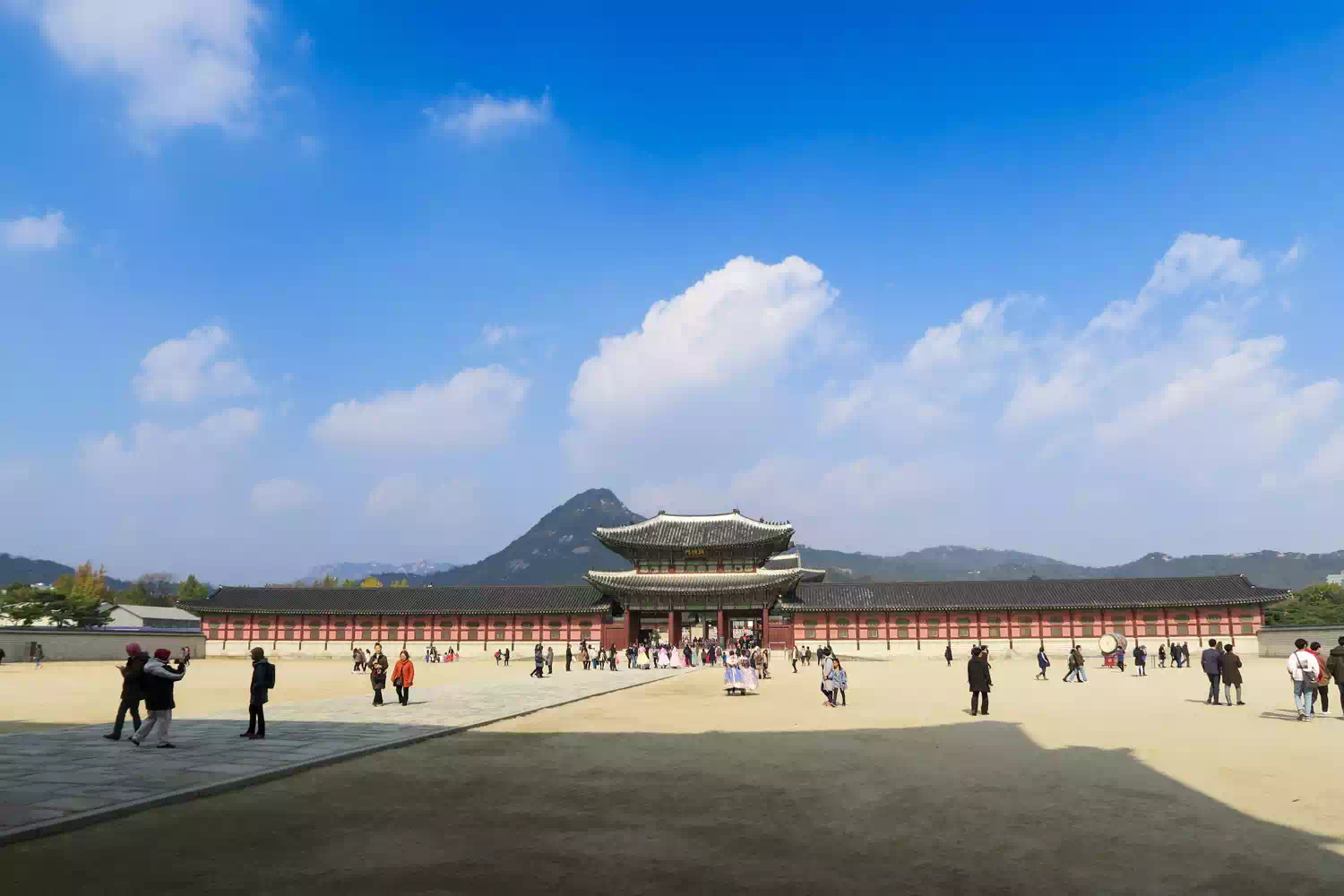 Porte Heungnyemun du palais Gyeongbokgung à Séoul